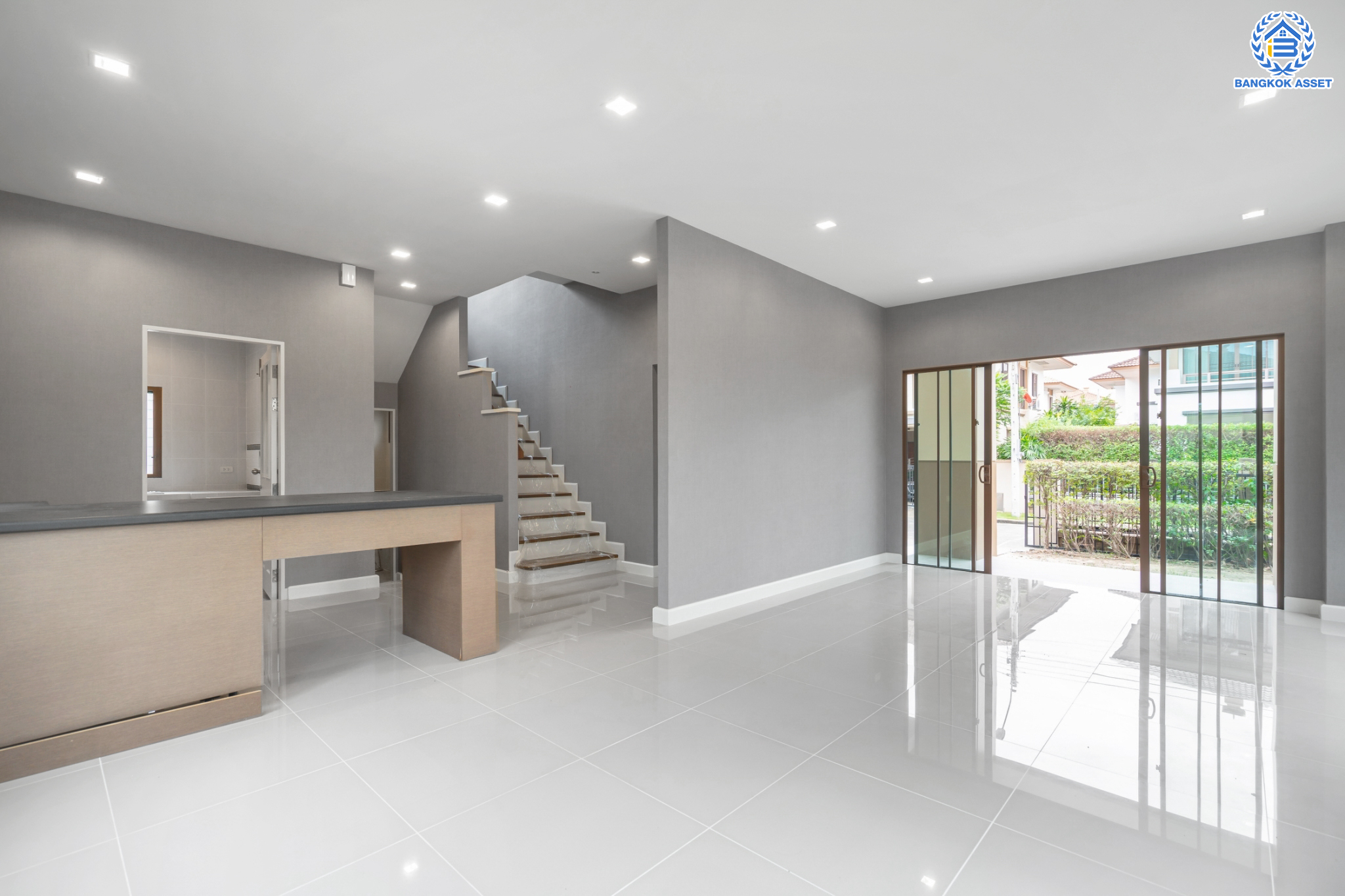 บ้านมือสองตกแต่งใหม่ แบรนด์ Sansiri ม.บุราสิริ ราชพฤกษ์-แจ้งวัฒนะ หลังมุม เนื้อที่ถึง 94.8 ตร.ว. ฟังก์ชัน 3 ห้องนอน 3 ห้องน้ำ จอดรถได้ 2 คัน รองรับชีวิตเมืองอย่างลงตัว! เชื่อมต่อถ.ราชพฤกษ์ ใกล้ Central แจ้งวัฒนะ และรถไฟฟ้าสายสีม่วง "สถานีบางรักใหญ่"